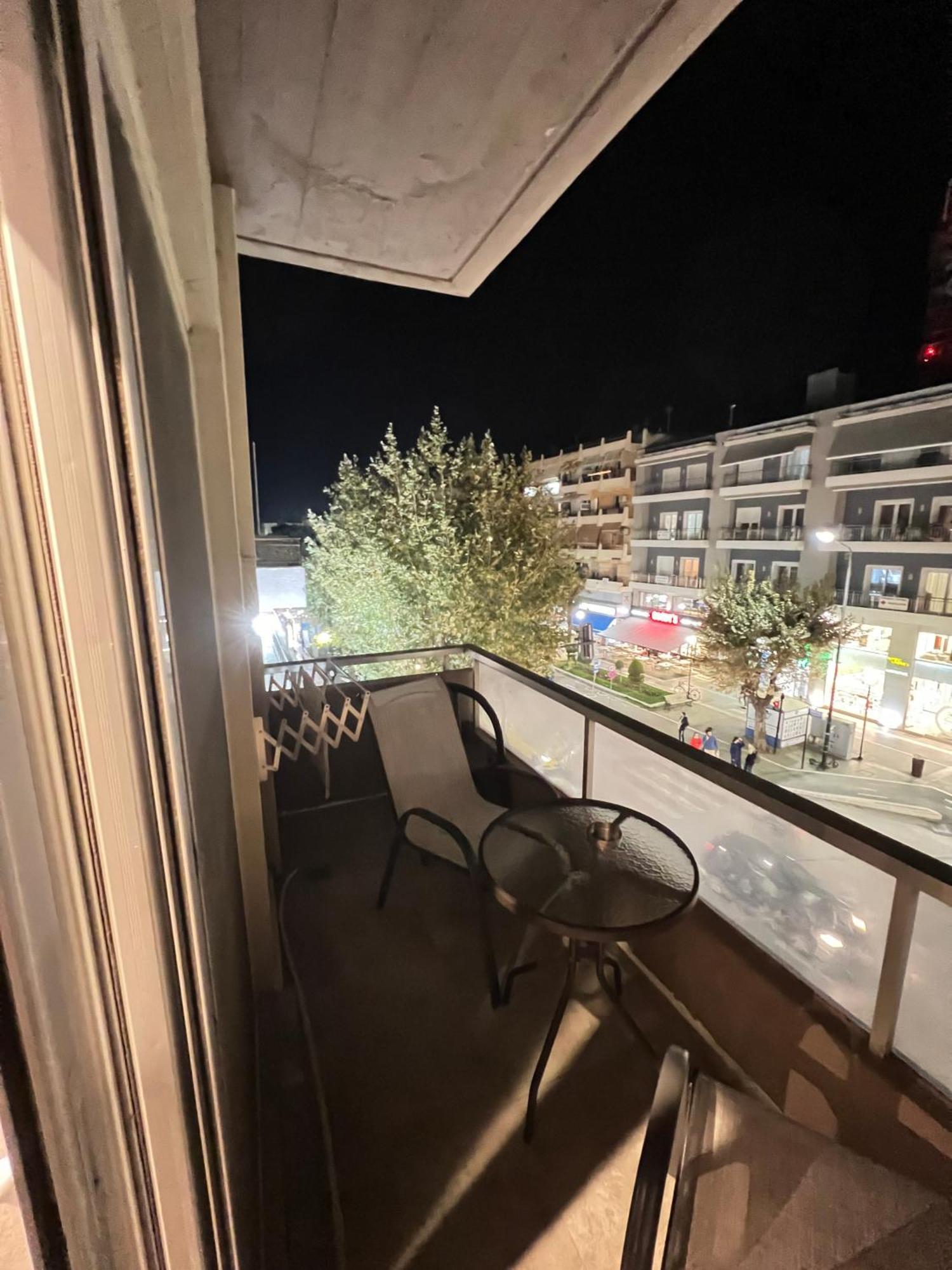 Modern Apartment In The Heart Of The City Alexandrupoli Exteriér fotografie