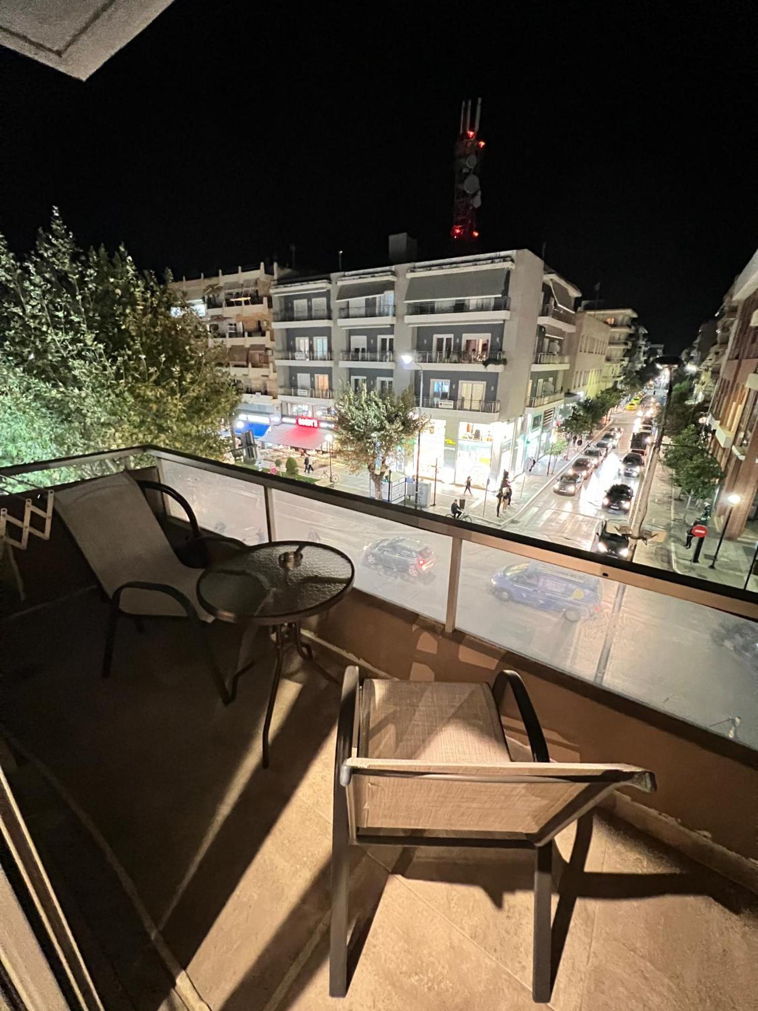 Modern Apartment In The Heart Of The City Alexandrupoli Exteriér fotografie